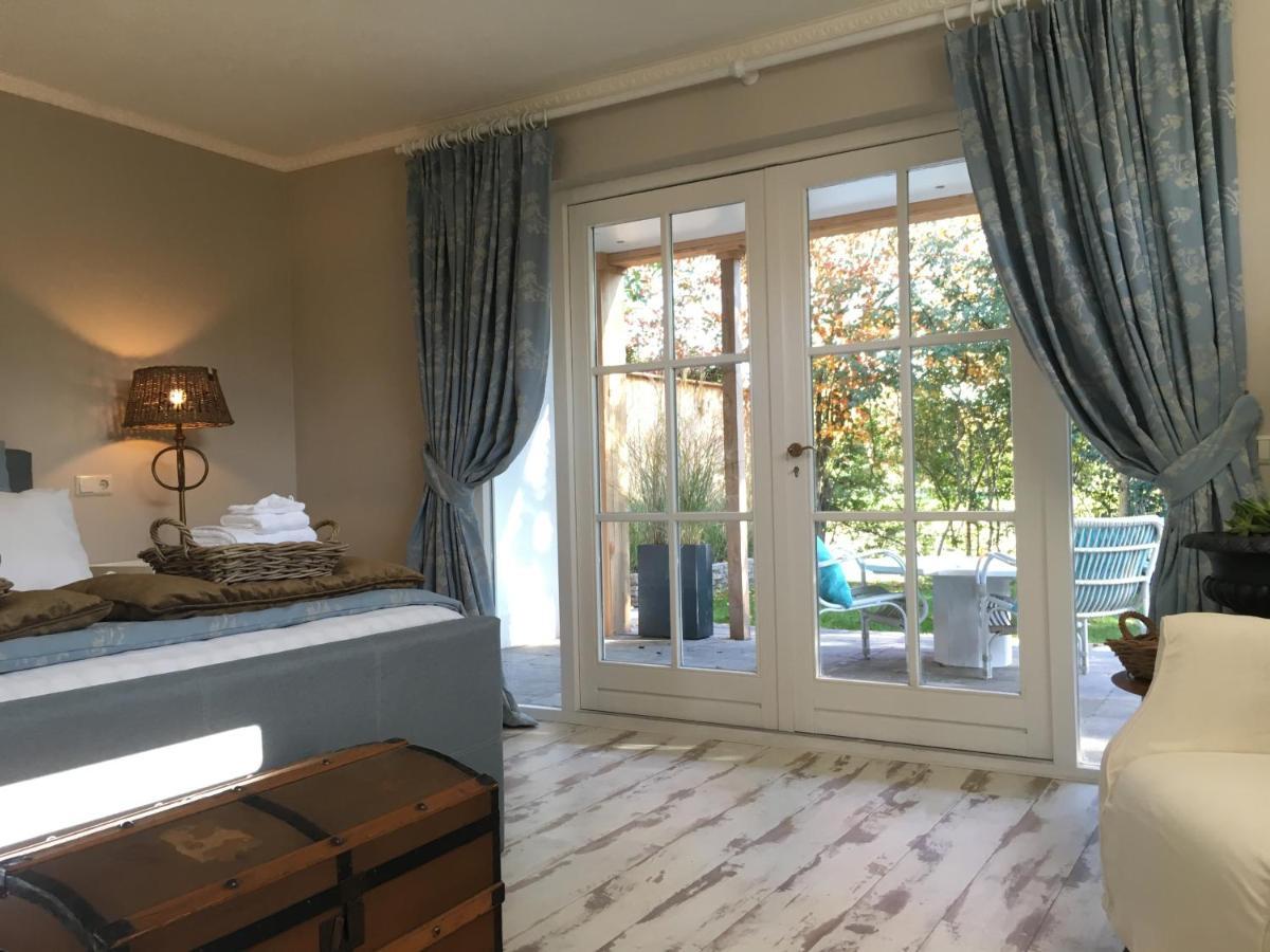 De Vijverkamer-----Prive Diner Op De Kamer Mogelijk!! Hoogeveen Exterior foto