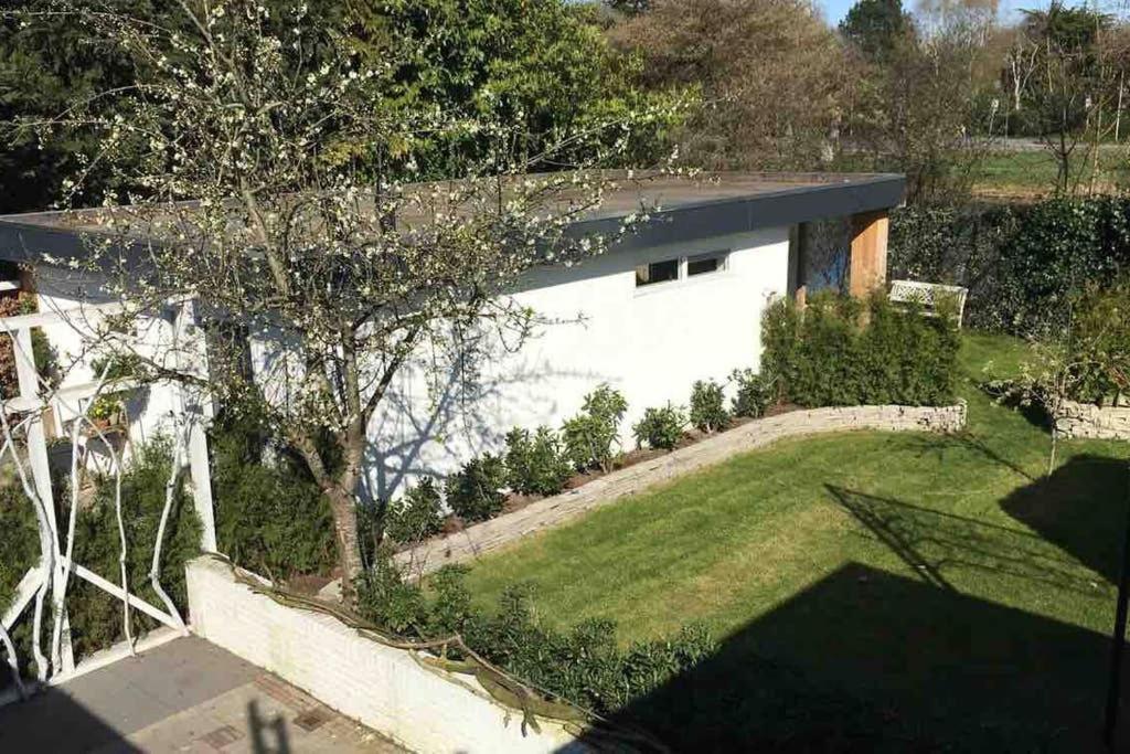 De Vijverkamer-----Prive Diner Op De Kamer Mogelijk!! Hoogeveen Exterior foto